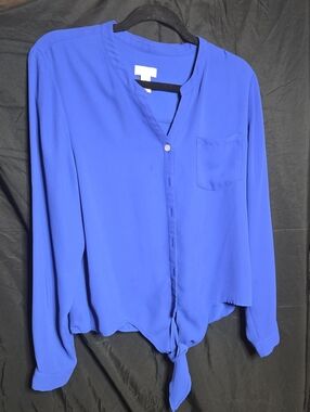 Chico's Cobalt Blue Button-Front Tie-Hem Blouse